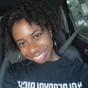 Meet your Posher, Isha